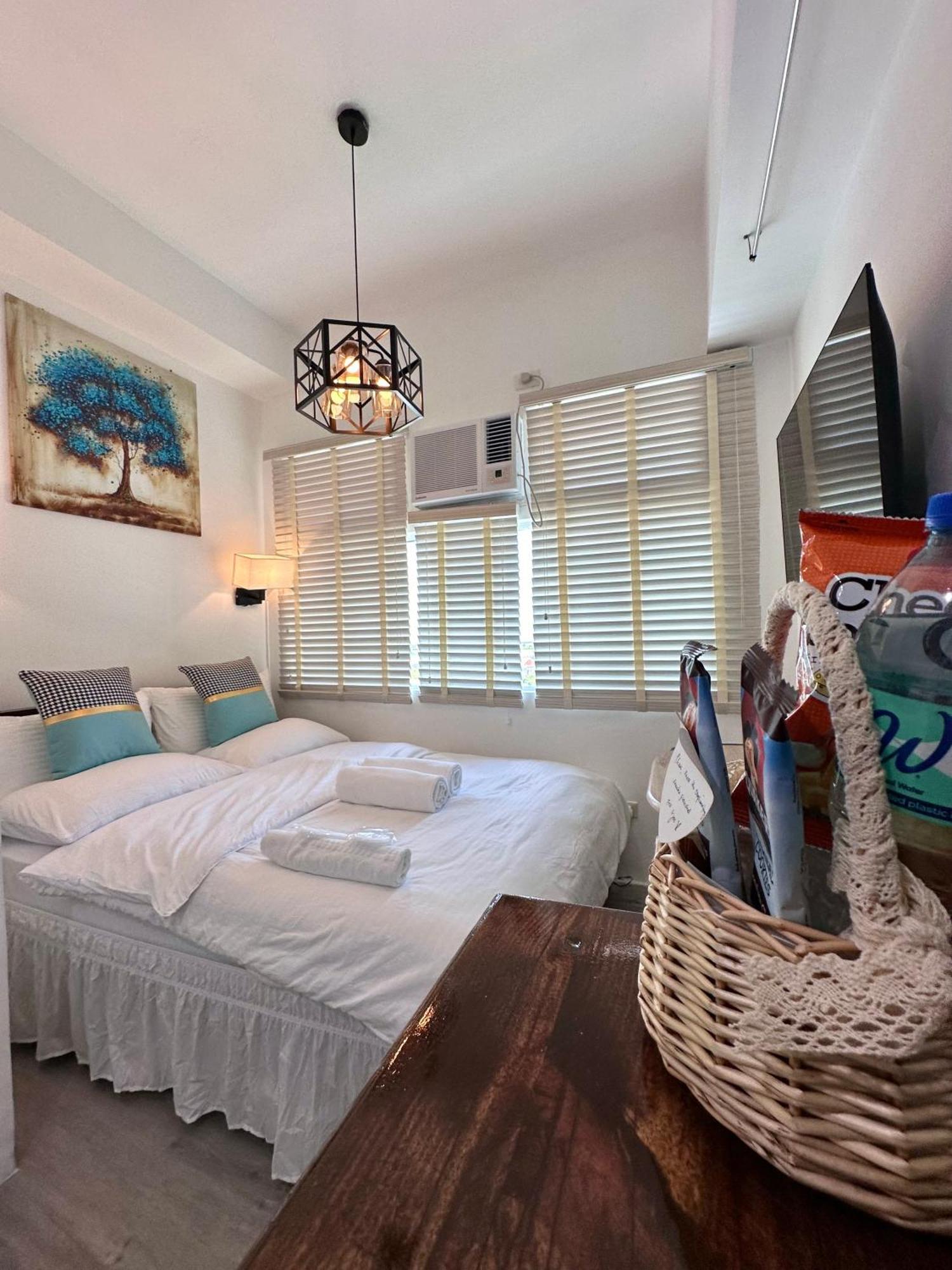 Studio One Condominium, Alabang - Bluu - Fiber Wi-Fi, Netflix-Ready Muntinlupa City Екстер'єр фото