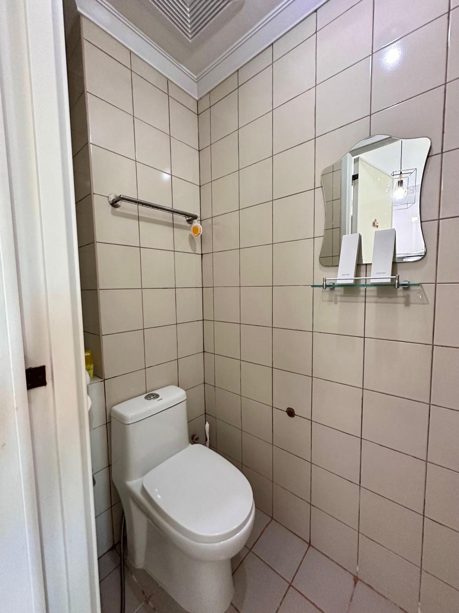 Studio One Condominium, Alabang - Bluu - Fiber Wi-Fi, Netflix-Ready Muntinlupa City Екстер'єр фото